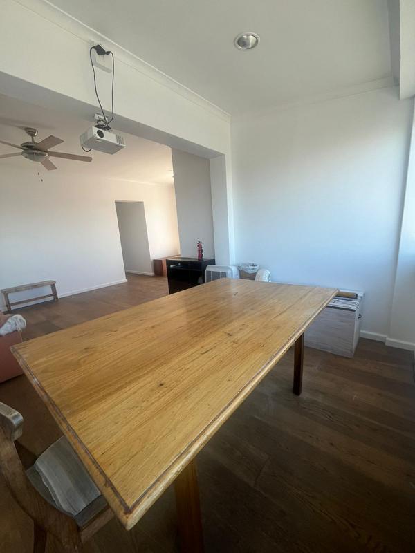 2 Bedroom Property for Sale in Vredehoek Western Cape